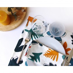A table avec la collection Une Forêt Diversifiée